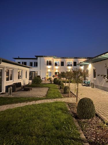 Hotel Burgholz in Stepprath, Deutschland
