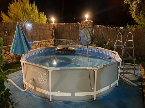 Desconexión y paz, cabaña en la sierra (Desconexion y paz, cabana en la sierra) in 阿爾瓦拉特德索里塔