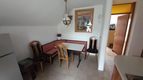 Draga - 2 bedroom apartment, Tržič (photo 5)