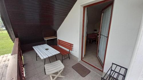 Draga - 2 bedroom apartment, Tržič (photo 7)