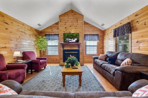 Poplar Point Condo Unit 12B in Pigeon Forge (TN)