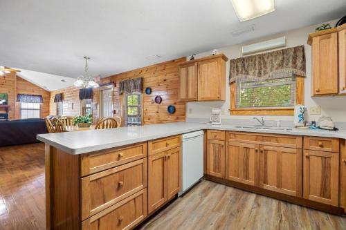 Poplar Point Condo Unit 12B in Pigeon Forge (TN)