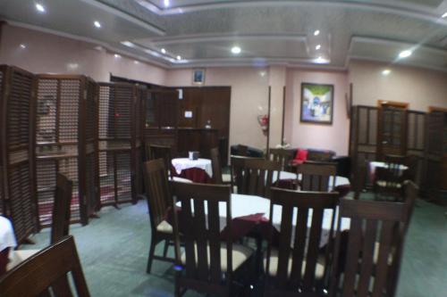 Restaurante, Sary's Hotel in M'Diq