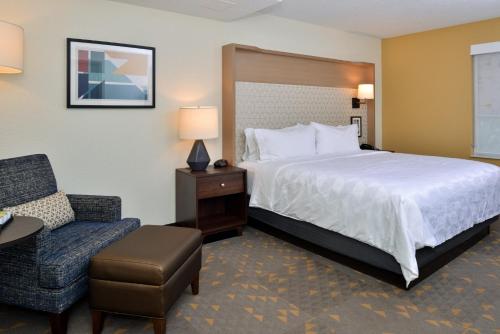 Holiday Inn Hotel & Suites Overland Park-Convention Center By IHG in โอเวอร์แลนด์พาร์ค (KS)