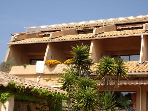 Hôtel Les Palmiers - Hôtel - Bormes-les-Mimosas