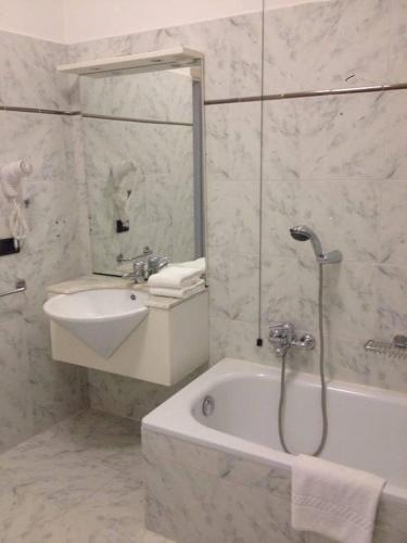 Locanda San Fiorenzo - Tap to explore photos