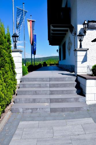 Hotel Bergwiesen - Zimmer mit Balkon oder Terasse in Lohr, Deutschland