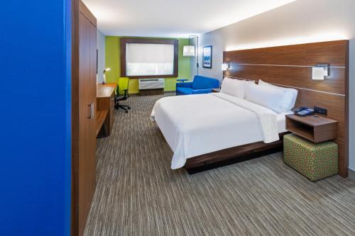 Holiday Inn Express Hotel & Suites Lafayette South, an IHG Hotel