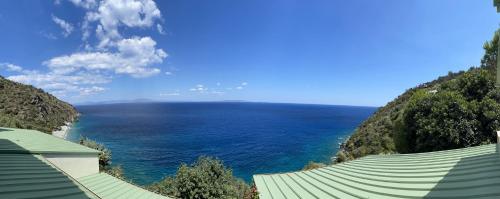 ชายหาด, Villa Achilles in ลิวาดี (ติรอส)