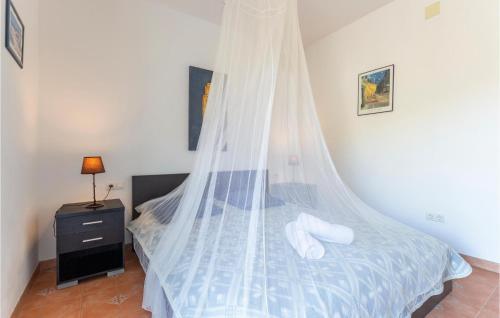 Four-Bedroom Holiday Home image 10