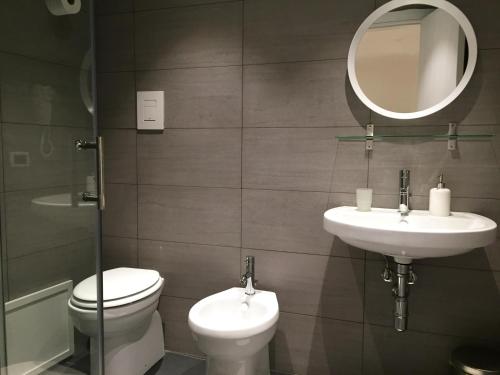 Room & Breakfast Zero - image 12