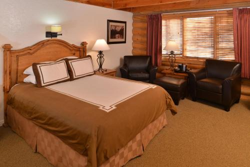 The Boulder Creek Lodge