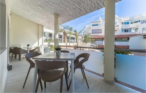  Amazing apartment in Benalmadena Costa with WiFi and 1 Bedrooms, Pension in La Carihuela