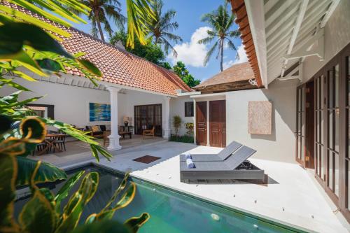 Villa Toru - Stylish luxury in Legian, tranquil location, walk to beach, Bali