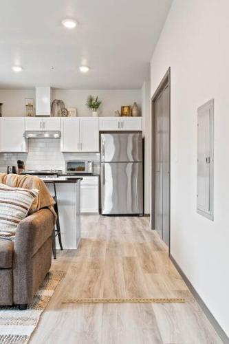 Full ADA Unit - 2 Bed 2 Bath Unit Near Downtown, Spokane (photo 6)