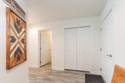Modern Decor & Style KING bed Wifi with Garage, Spokane (fotografie 8)