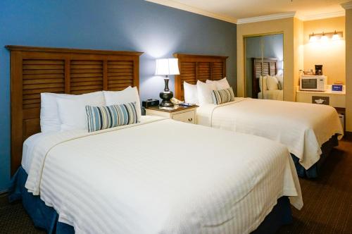 Standard Queen Room with Two Queen Beds