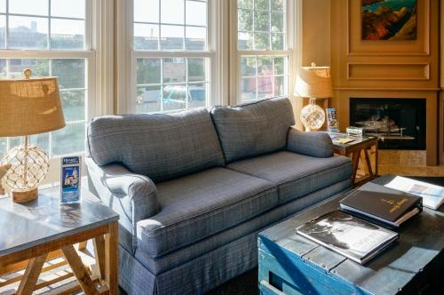 ล็อบบี้, Sand Pebbles Inn in แคมเบรีย (CA)