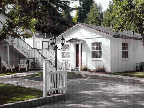 Sierra Mountain Inn - 출입구