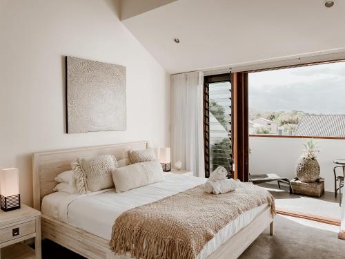 Three-Bedroom Apartment with Pool View - Butter Factory #1 room in Byron Butter Factory Apartments