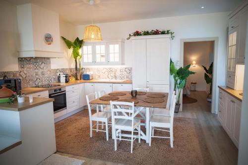 Konyha, Slocations in Vandoeuvre-les-Nancy