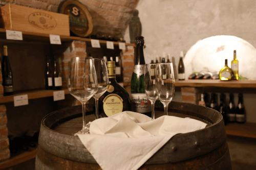 Weinstube Sinas Brettl 3