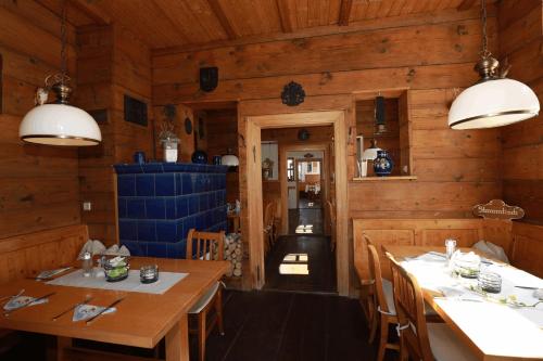 Weinstube Sinas Brettl 4