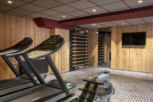  Stokes-Winter-Fitnessstudio-Massage in Morgins