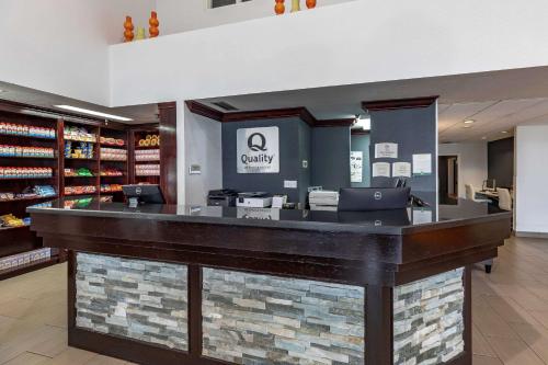Lobby, Quality Inn & Suites Denver Airport - Gateway Park in Denver (CO)