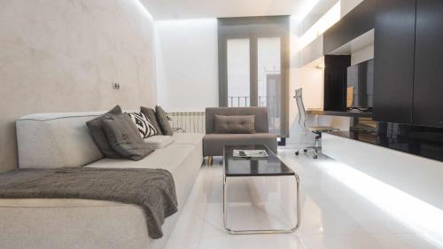 Apartamento Deluxe cerca de la Catedral by Toledo AP 4