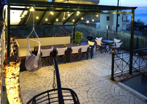 Palvelut, SEMIRAMIS SUITES with pool in Kalamata