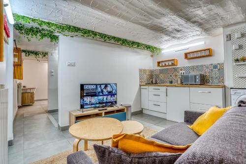 Sous-sol aménagé 32m2 - Proche Paris - Location saisonnière - Aubervilliers