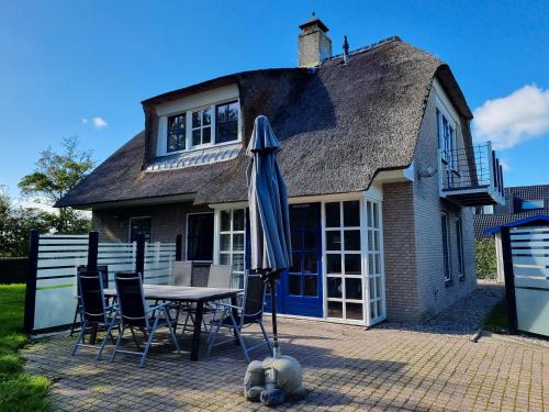  Prachtig vakantiehuis in Domburg DO38 in Domburg