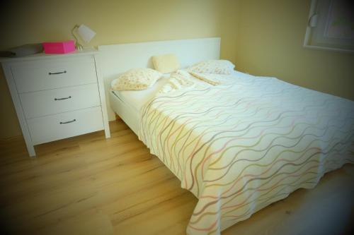 1 double bed, 1 sofa bed