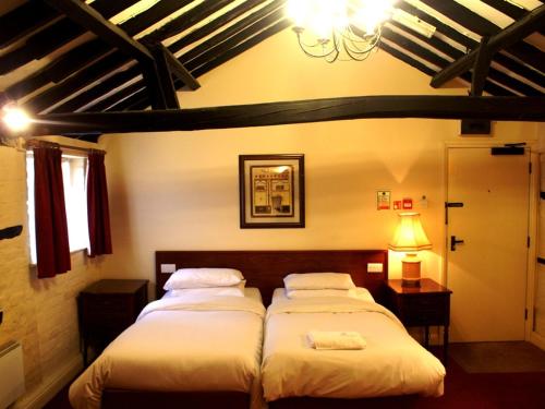 1 twin bed