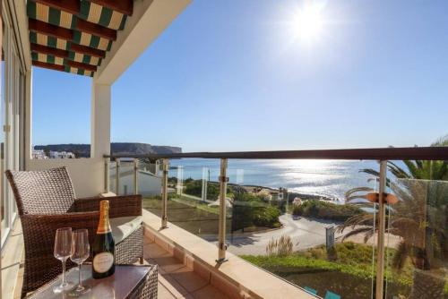 Casa del Mar - Amazing Villa with Sea View & Pool gîte à louer Praia da Luz