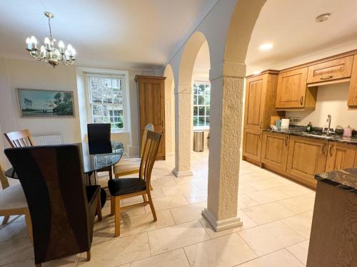 Spacious Flat Sleeps 8 near Princes Street, Edinburgh (fotografie 4)