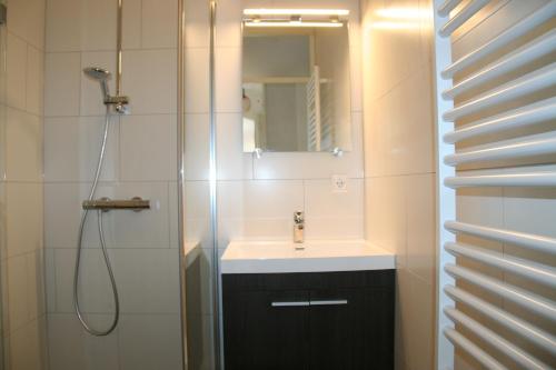 Ducha, Schorrebloem 10 in Nieuwvliet