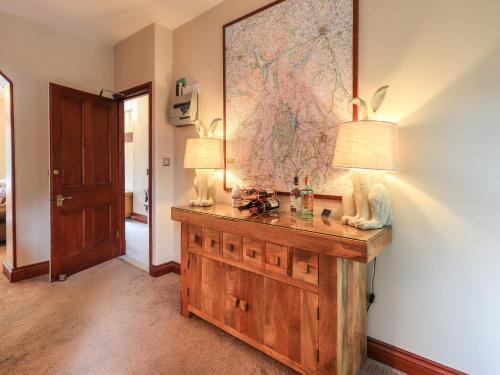 Woodlands Boutique - image 3