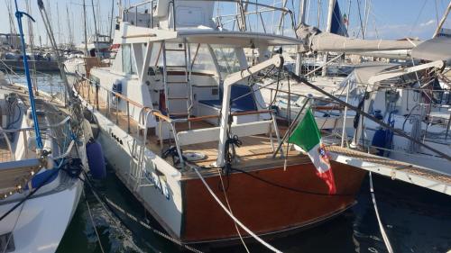 Salvador BAHIA Boat and Breakfast in Ostia