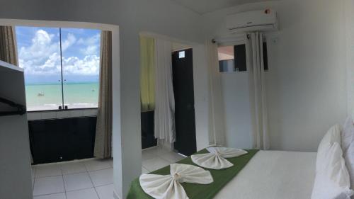 Deluxe Double Room image 8