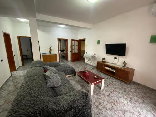 Tirana Apartment, Tirana (fotografie 5)