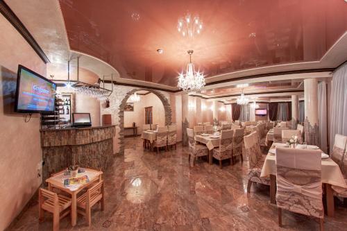 Restaurant, Mountain Krystal in Polyanytsya