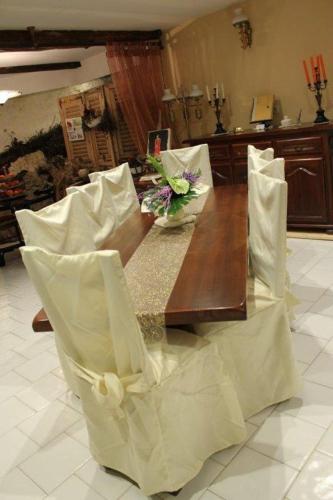 Létesítmények, L'Oustal de l'Annetta Chambres et Tables d'Hotes in Comus