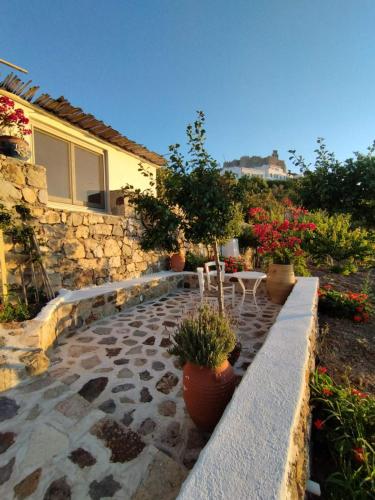 TRADITIONAL STUDIO Chora Patmos