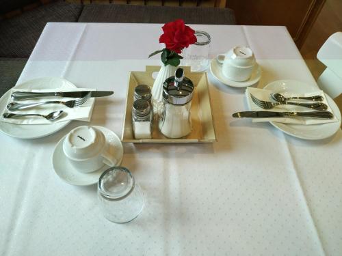Bed and Breakfast Am Knittenberg - 식음료(F&B)