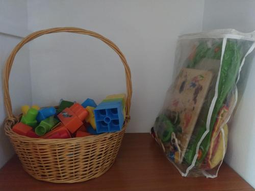 Céntrico piso con aparcamiento gratuito Céntrico piso con aparcamiento gratuito