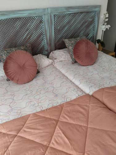 Céntrico piso con aparcamiento gratuito Céntrico piso con aparcamiento gratuito