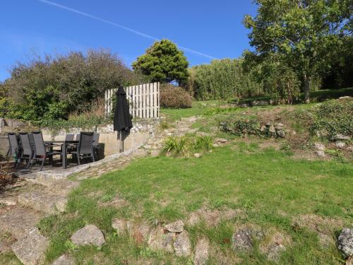 The Upper Deck - image 13