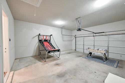 9 Minutes to Downtown Dallas - 1000mbps - King Suite - 58 in TV - Games in Dallas, USA